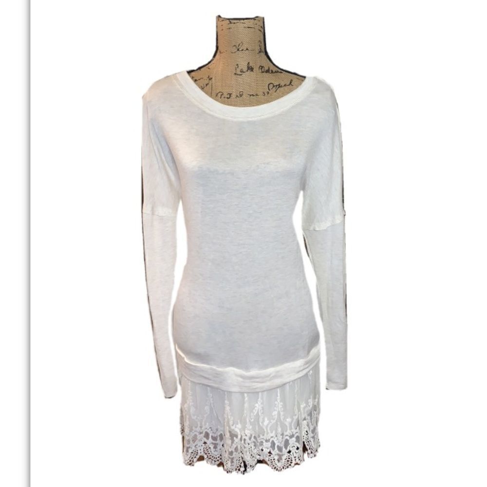1.4.3. Story by line up ivory lace dress XL